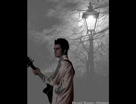 Yusuf Kaan Akman - Her Rüyada Şiir Gibi Gözlerin ' Canlı Performans '