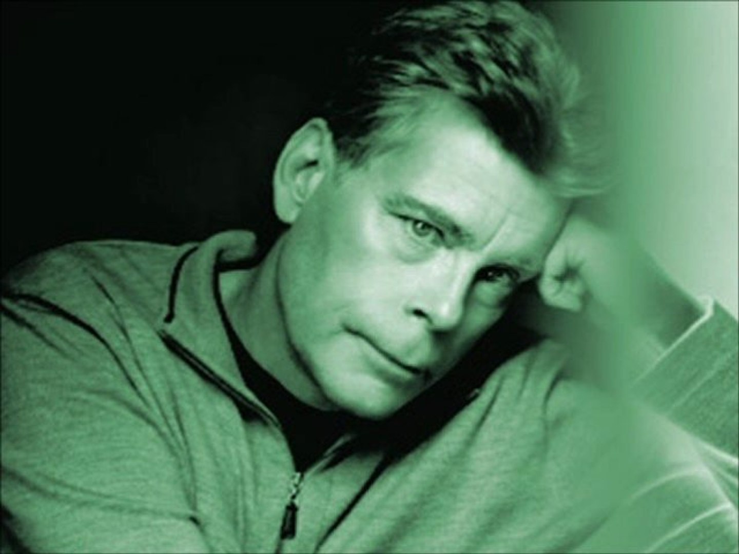 ⁣The Cell by Stephen king Audiobook Part 1