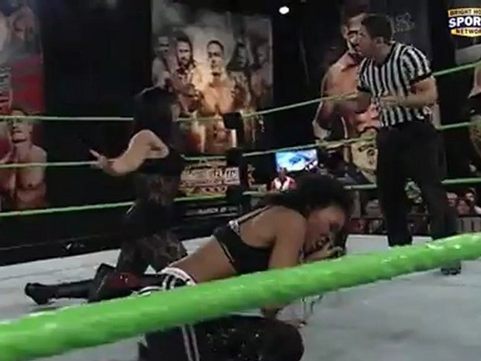 WWE-TV.Com - FCW.2012.01.08.720p.HDTV part 3