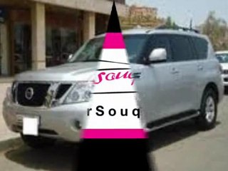 Nissan Patrol 2010-Silver for sale in Qatar