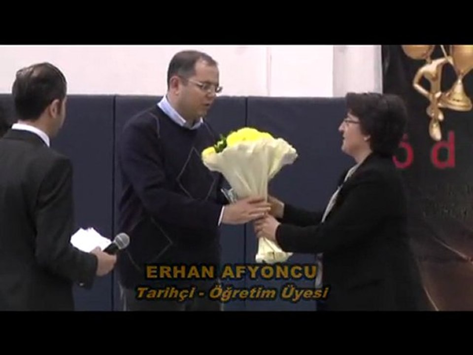 gazeteci Kemal Çapraz 1. İletişim Ödülleri