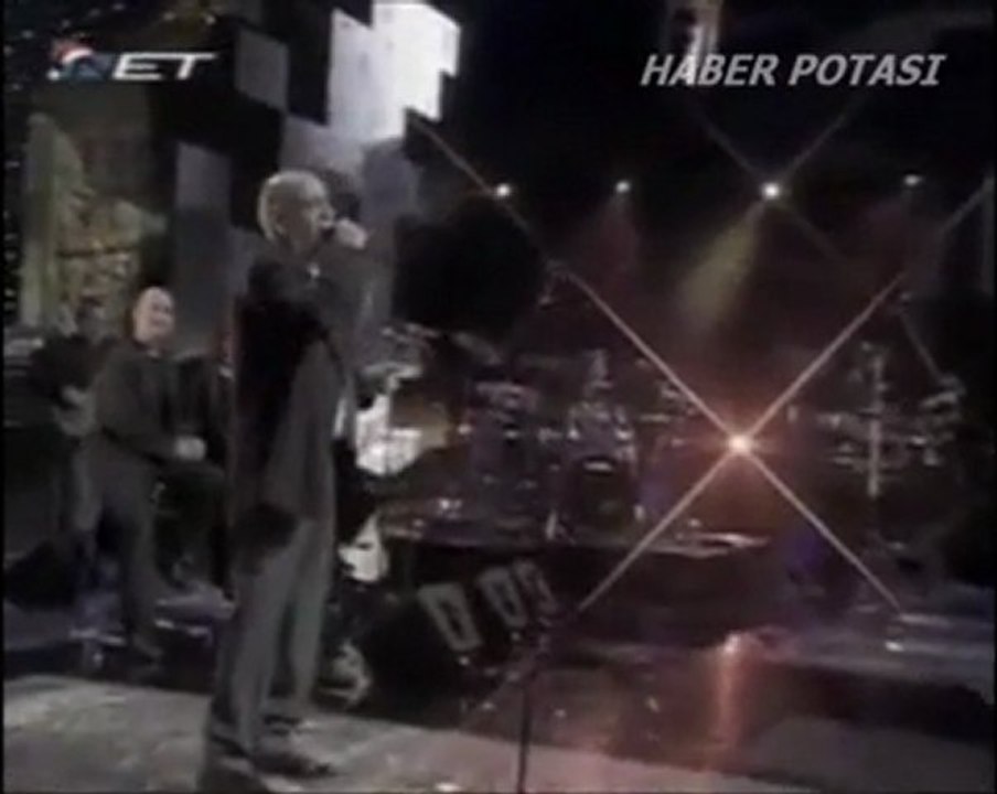 S'AGAPO AKOMA  'Dimitris Mitropanos'