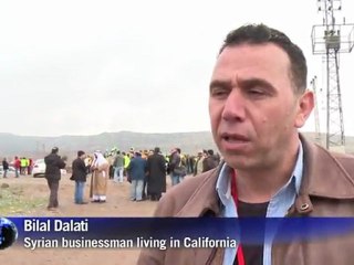 Скачать видео: Syrian activists blocked at Turkey/Syria border