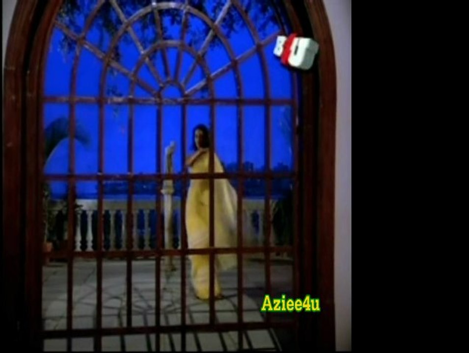 Ajnabi Kaun Ho Tum Jab Se Tumhain Dekha Hai Sari Duniya (Lata Mangeshkar) "Usha Khanna"