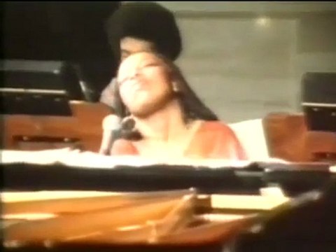 Roberta Flack Killing Me Softly With His Song
