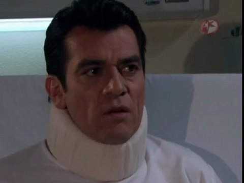 Rogelio le pide a Paula que se vaya