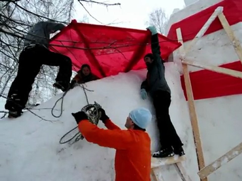Des sculptures sur neige et glace spectaculaires à Moscou
