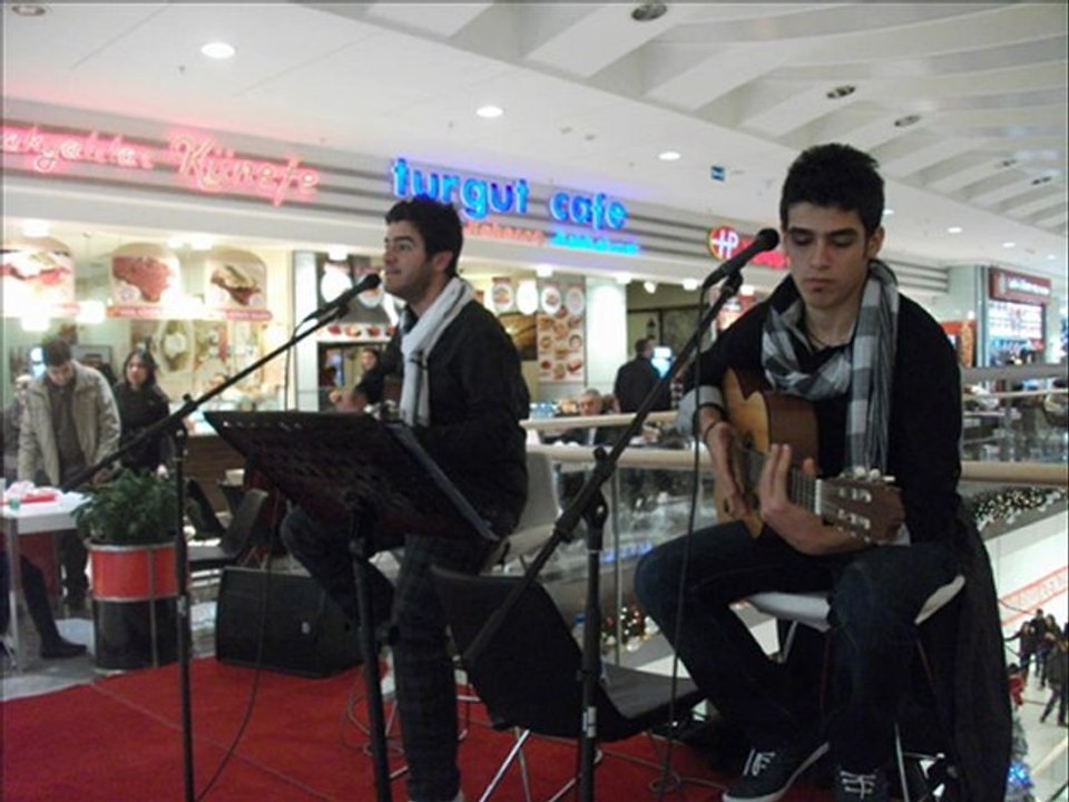 ERSEN GÖK - FETTAH CAN - GÜLBEN ERGEN - YALNIZLIK