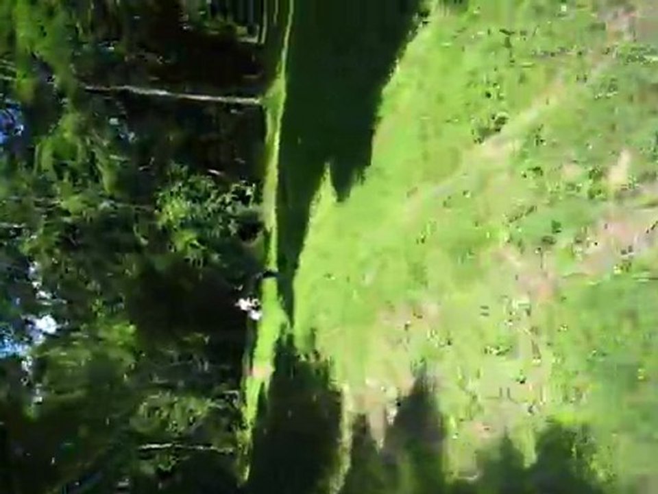 CAP NATURE Parc de Loisirs, d'attractions, LOT Cahors Pradines Accrobranche Paintball Vacances .AVI