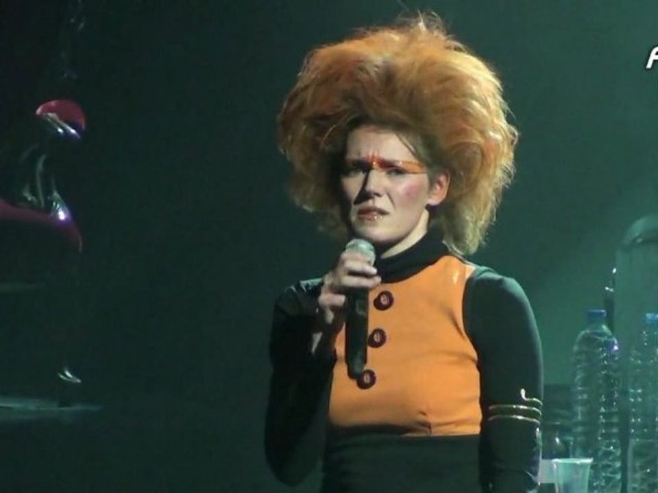 Charlotte Denis "Complainte de la serveuse automate"