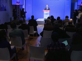 Hollande: la bataille de Sarkozy pour le triple A "a été perdue"