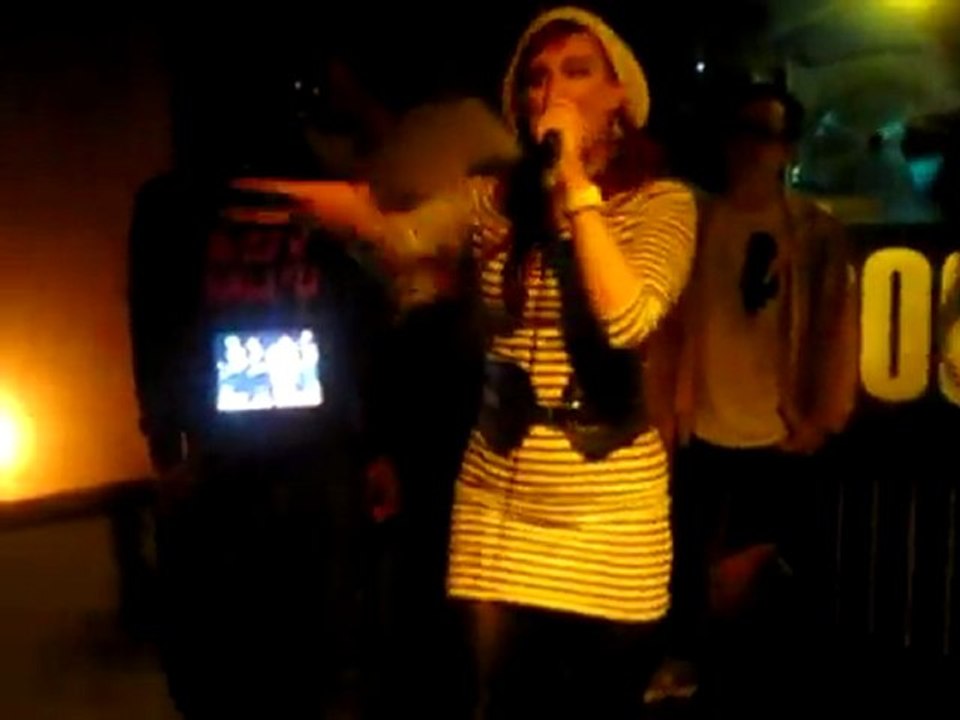 Salt-N-Pepa  Push It ... Redhead @ Hip Hop Karaoke London