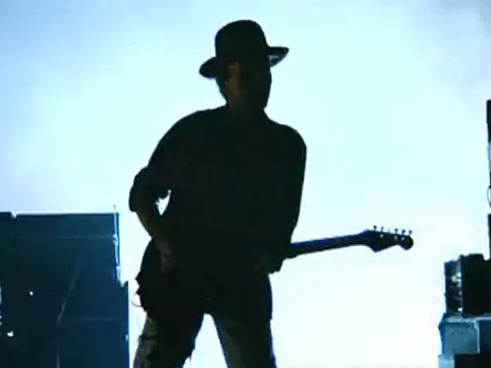 Where The Streets Have No Name (LIVE) / U2