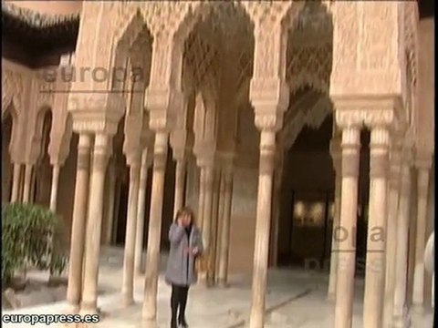 Griñan visita el renovado Patio de los Leones