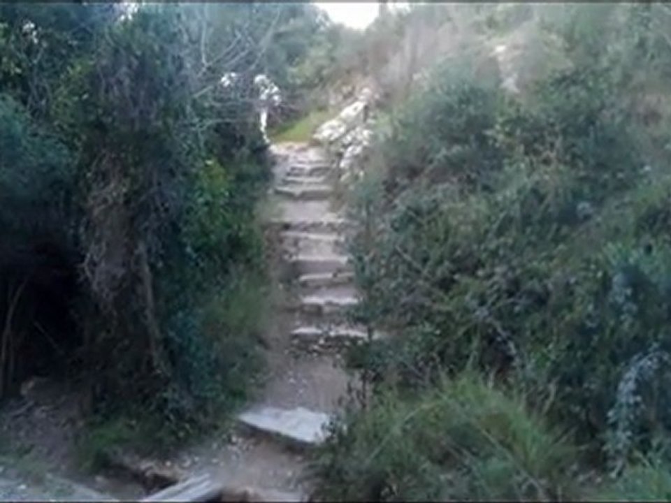 Kéké et les escaliers