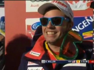 Sci, discesa - Feuz espugna Lauberhorn