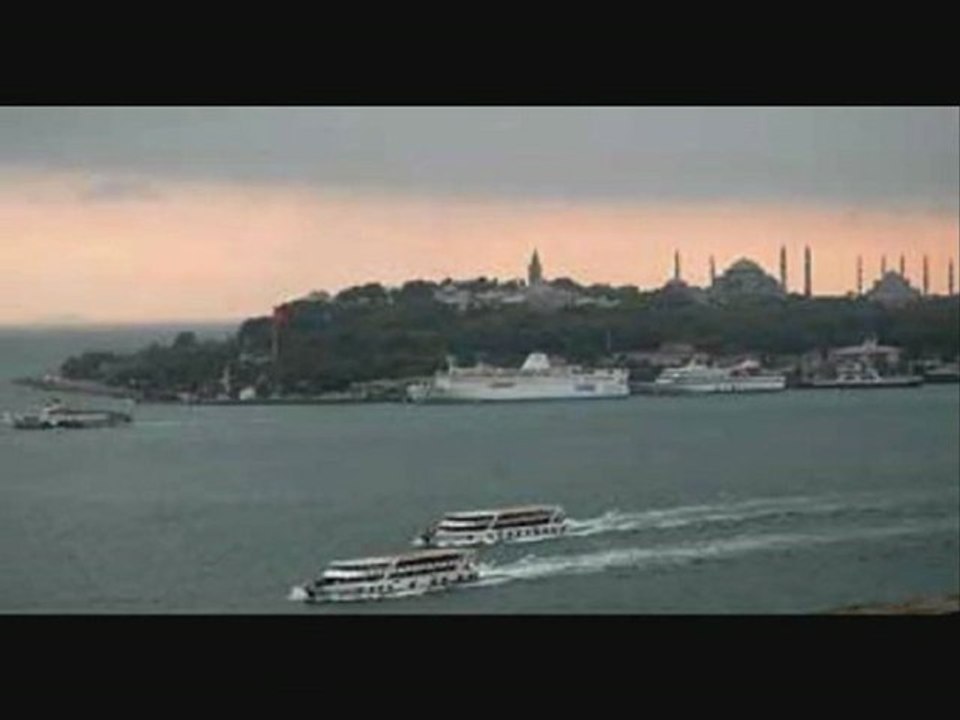 Ümit Besen-Sarayburnunda Aşk