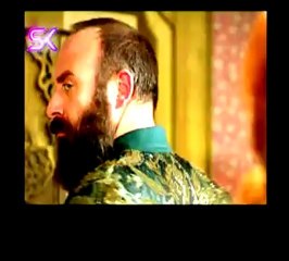 NECATİ ŞAŞMAZ, SEVGİLİSİ NUR FETTAHOĞLU'NUN MİNİ ETEĞİNE NE DİYECEK?