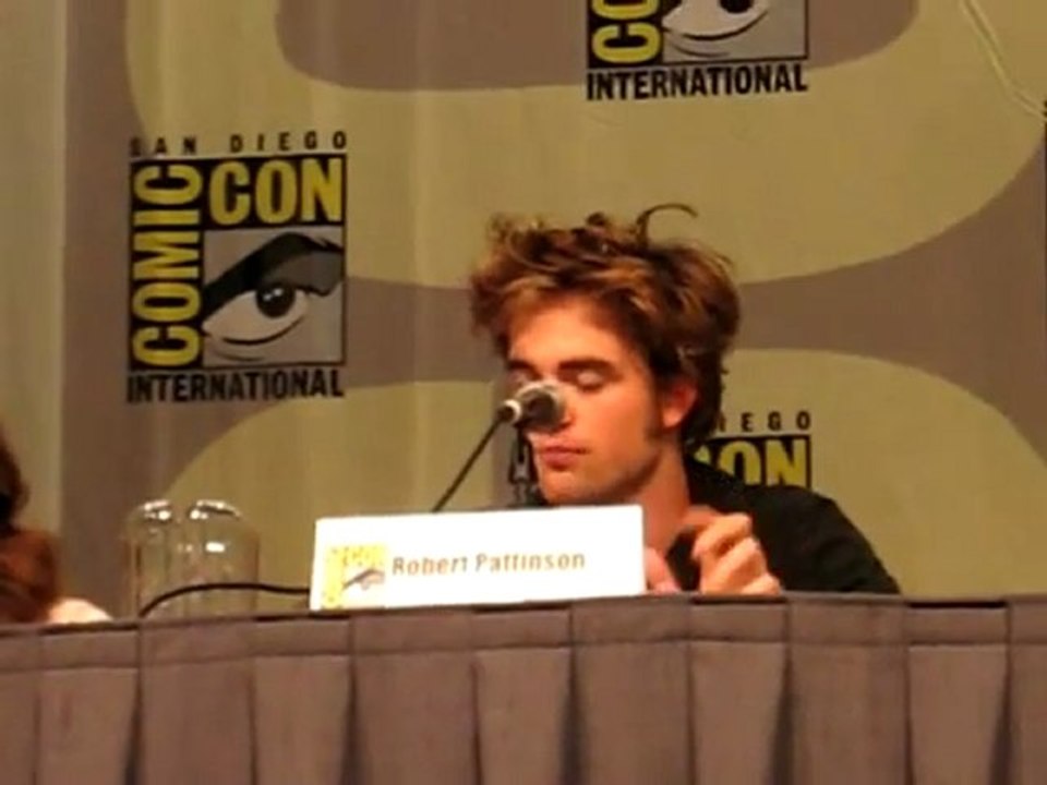 Robert Pattinson Twilight Panel Comic Con 2008