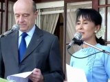 Alain Juppé a rencontré l'opposante birmane Aung San Suu Kyi