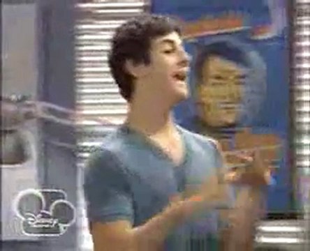 Магьосниците от Уейвърли Плейс сезон 3 епизод 1