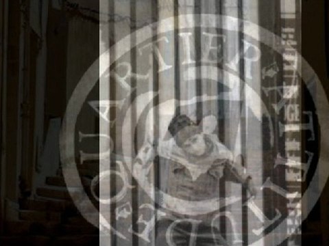 Fou ce monde MAQUETTE le rat luciano