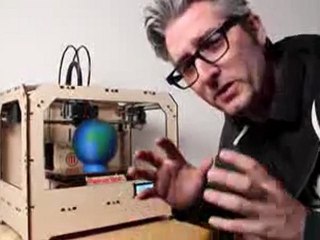 Bre Pettis Reveals The MakerBot Replicator