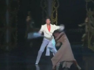 Luna Rossa dancing interpretation