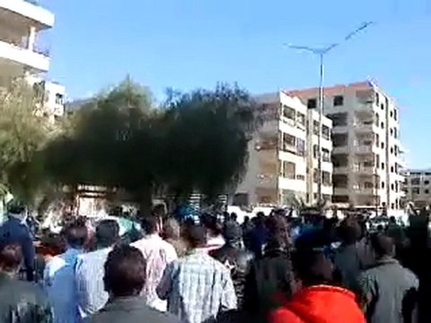 فري برس حماه شارع الثلاين جمعة المنطقة العازلة مطلبنا 2 12 2011