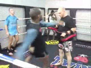 ARTRISTE 2 RUE - VOLUME 8- CHARLES _KARLITO_ FRANCOIS.wmv