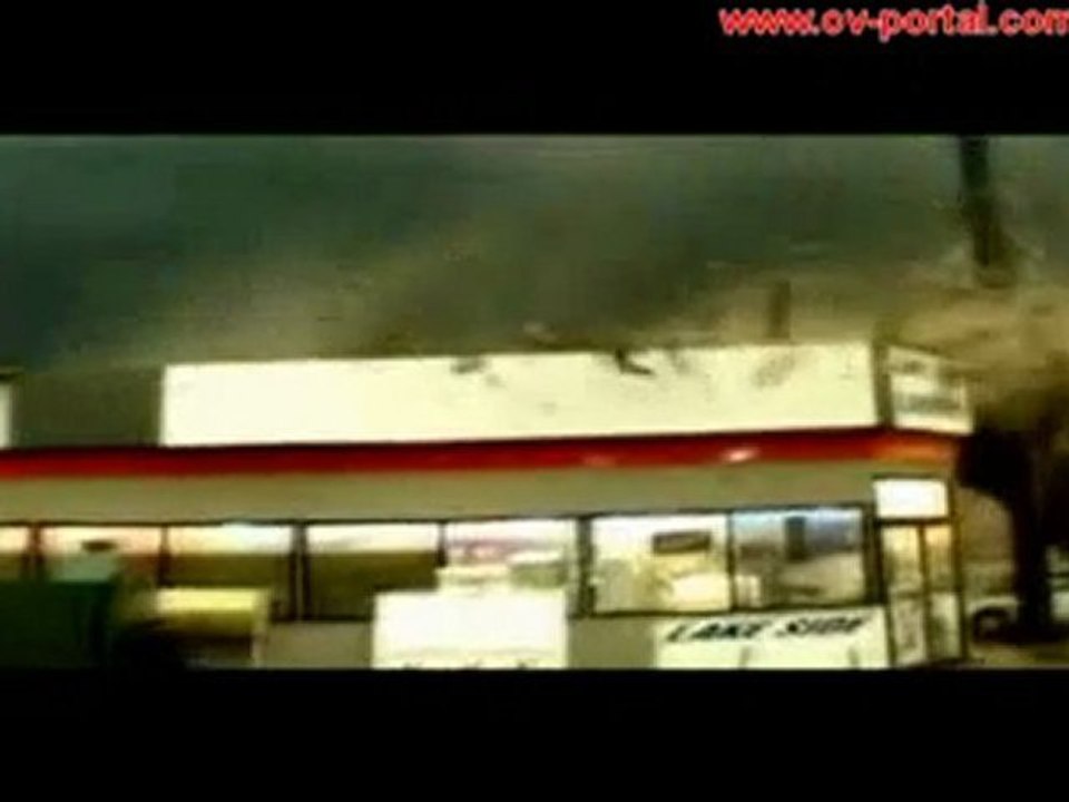 collision earth trailer