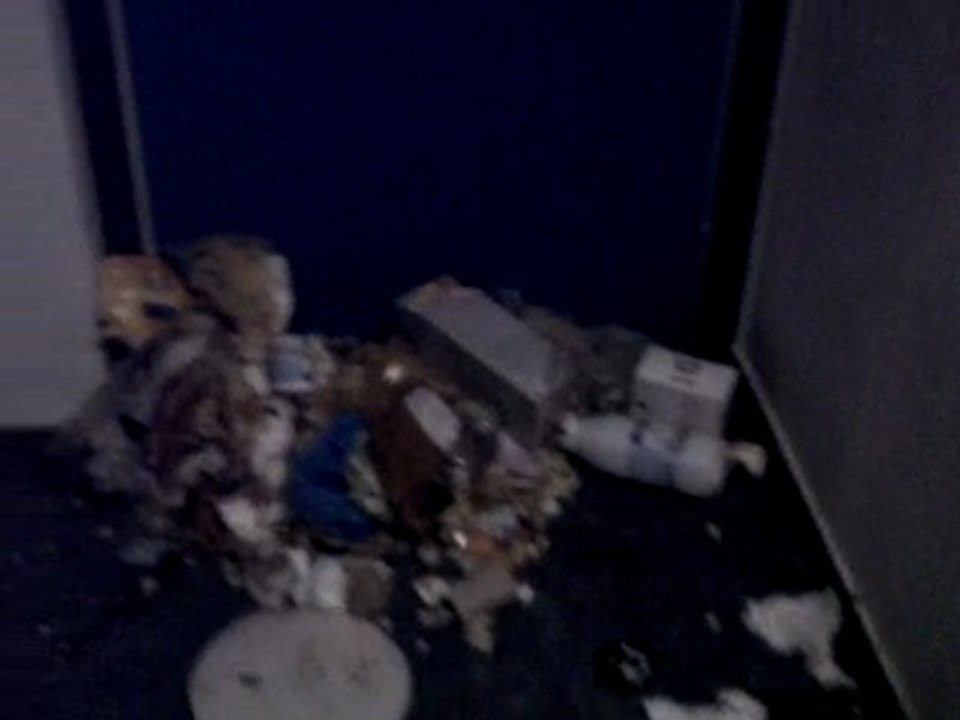 VID 00014-20110128-1558