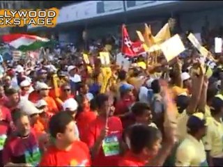 Bollywood participate in Standard Chartered Mumbai Marathon 2012