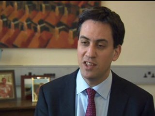 Ed Miliband hits back at Len McCluskey