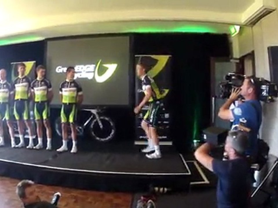 GreenEdge unveil final 2012 kit in Adelaide