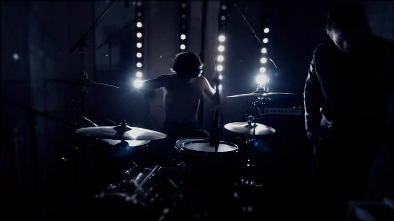 Silane - Bodies against bodies