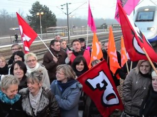 Les Hospitaliers du Creusot bloquent un TGV