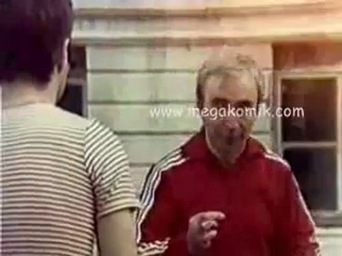 Hababam Sınıfı Tatilde | Kung Fu (İnek Şaban Vs Badi Ekrem)