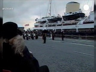 Niente yacht a spese dei contribuenti per la Regina...