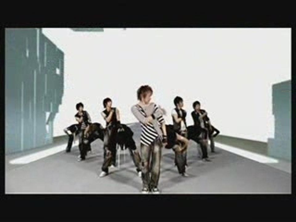 U_640_down-SuperJunior