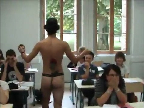 Anniversaire surprise dans une classe française