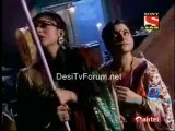 Chintu Chinky Aur Ek Badi Si Love Story - 18th January 2012