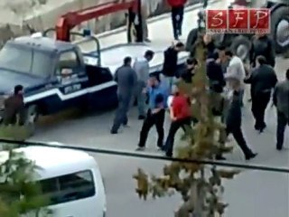 اعتداء رجال الامن على المتظاهرين في مدينة التل