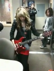 Orianthi - Beat It [guitar solo] -