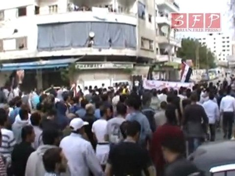 Latakia protest part 1 مظاهرة اللاذقية جزء 1 في 1 4 2011