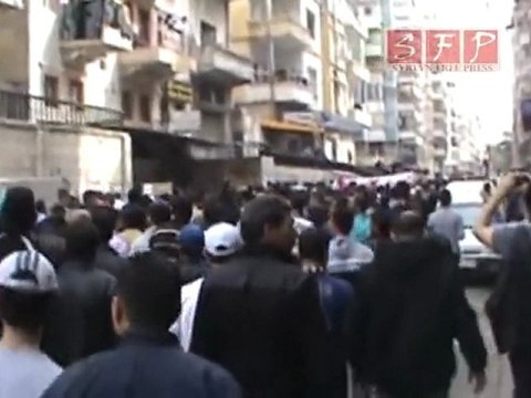 Latakia protest part 2 مظاهرة اللاذقية جزء 2 في 1 4 2011