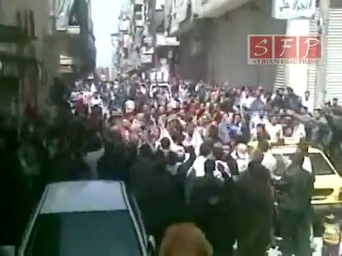 مظاهرة في حلب جامع عمر بن الخطاب منقطة الهلك 15 4 2011
