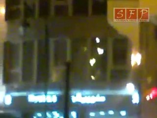 إطلاق النار على الشعب من قبل النظام بكثافة في حمص 18-4-2011