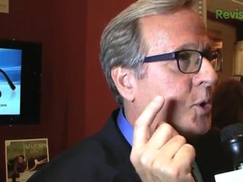 Redefining Your Vision with PixelOptics - CES 2012 - GeekBeat.TV