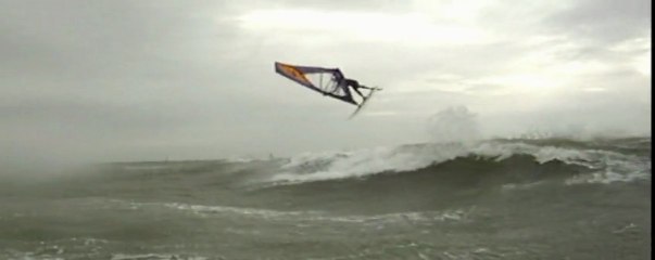 Big Forward Loop by Yanick Battle Gopro HD windsurf